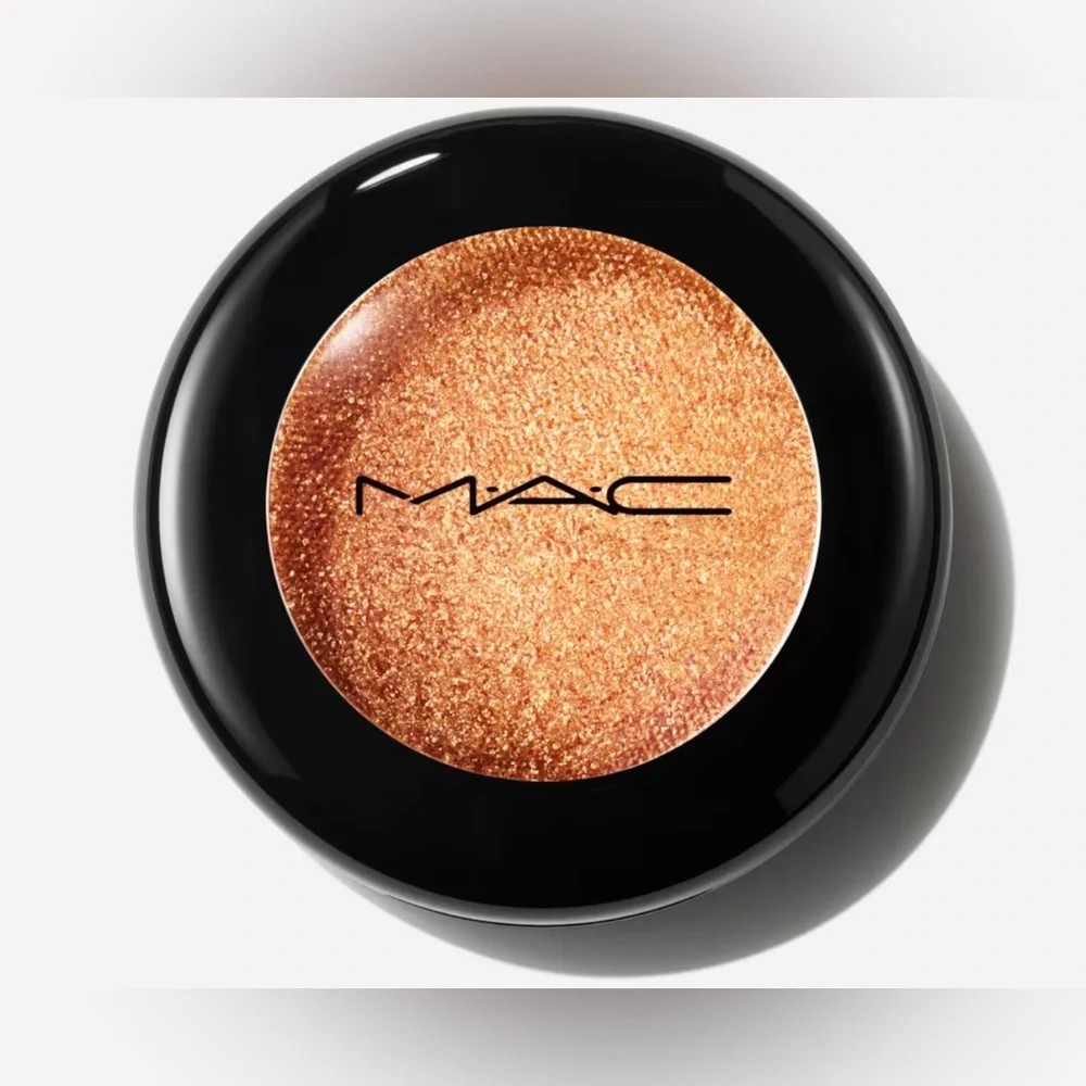 NIB MAC DAZZLESHADOW EXTREME Eyeshadow
